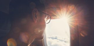 Airplane flying